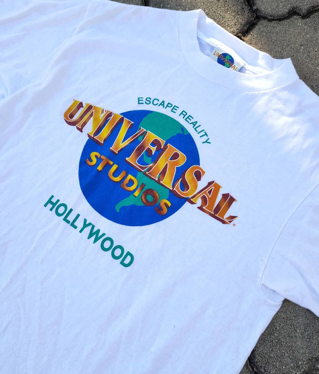 Universal Studios Hollywood Tshirt | Lokein